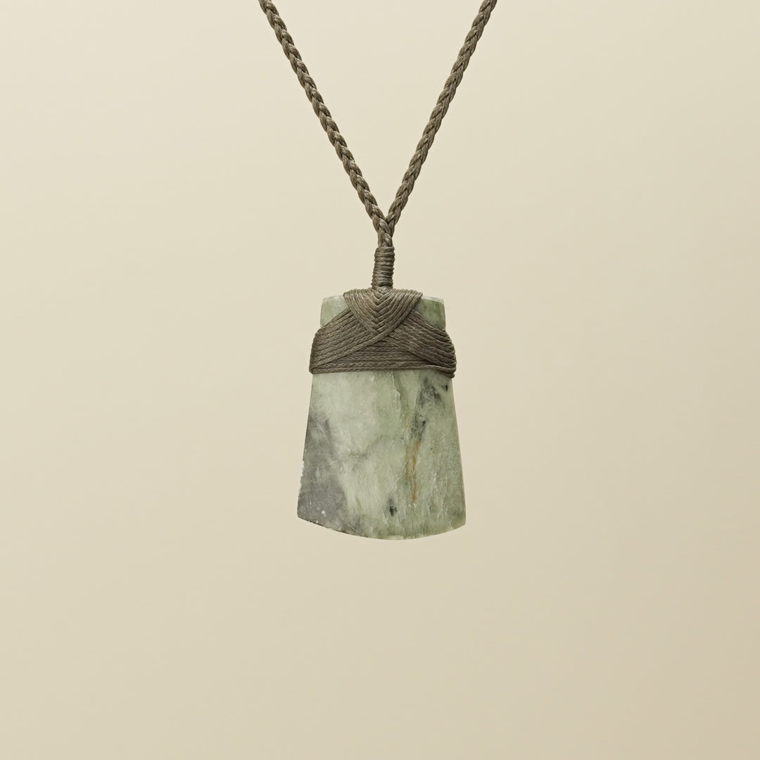 Toki Kokopu Pounamu Medium Pendant
