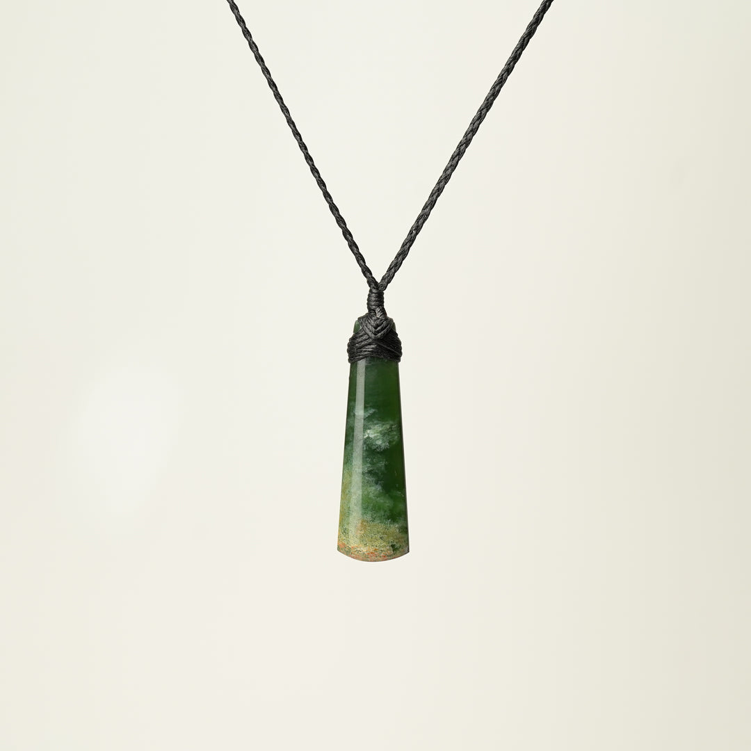 Small Flower Pounamu Toki, Black Binding