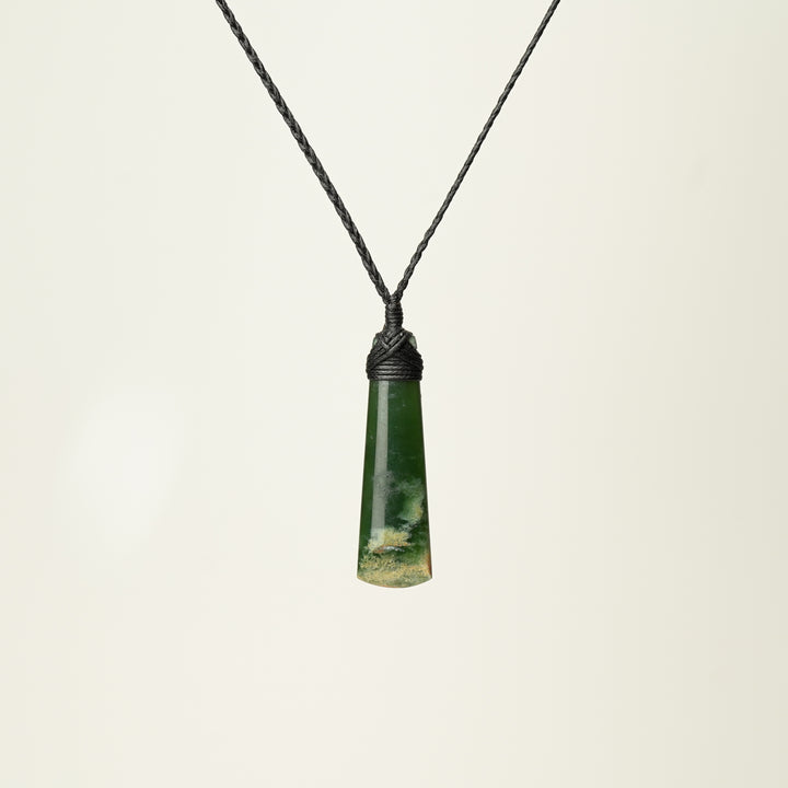 Small Flower Pounamu Toki, Black Binding