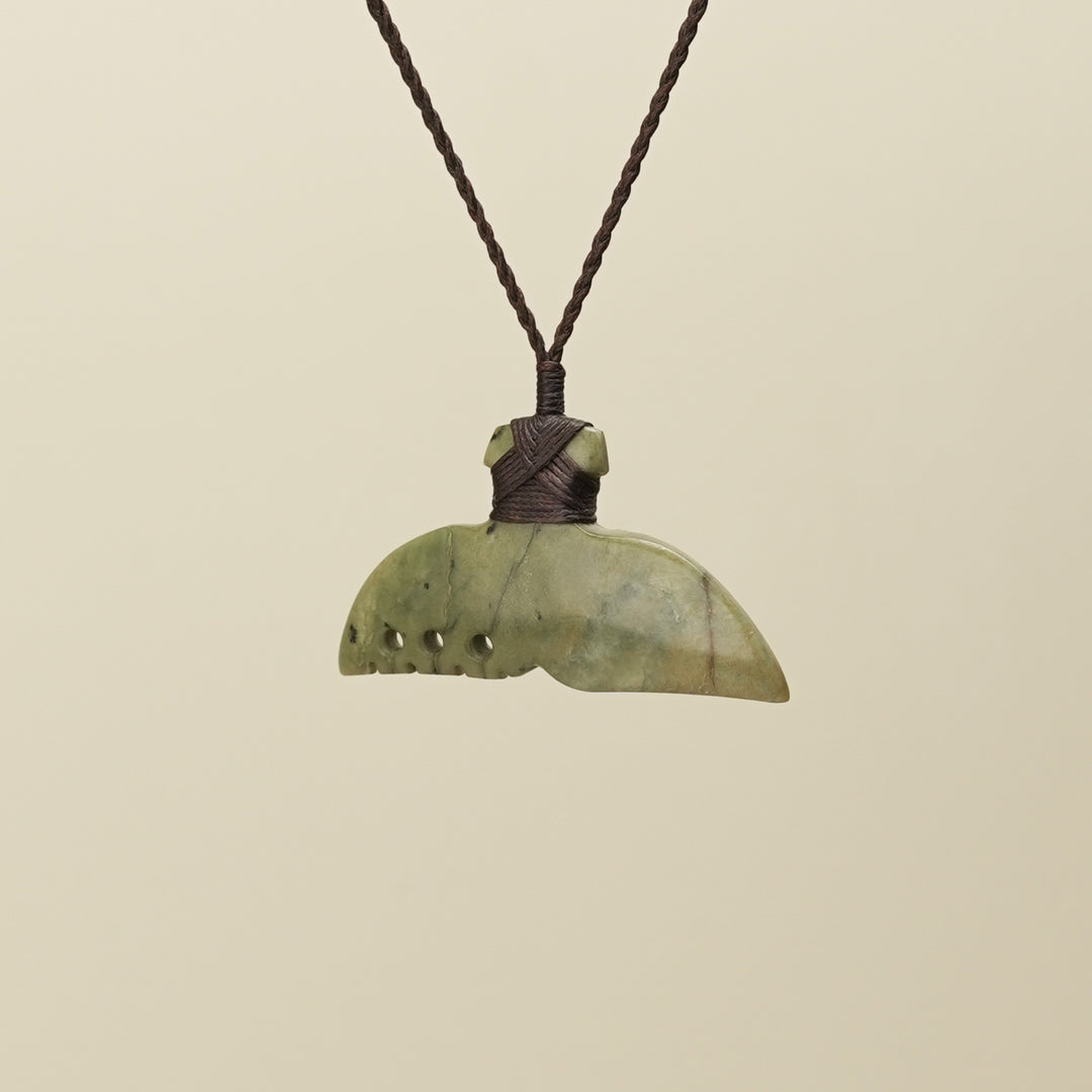 Whale's Tail Raukaraka Pounamu Medium Pendant