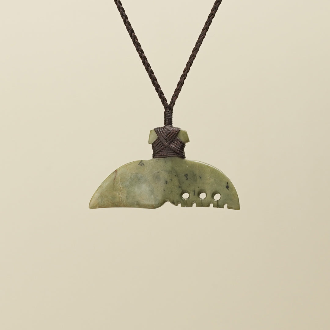 Whale's Tail Raukaraka Pounamu Medium Pendant
