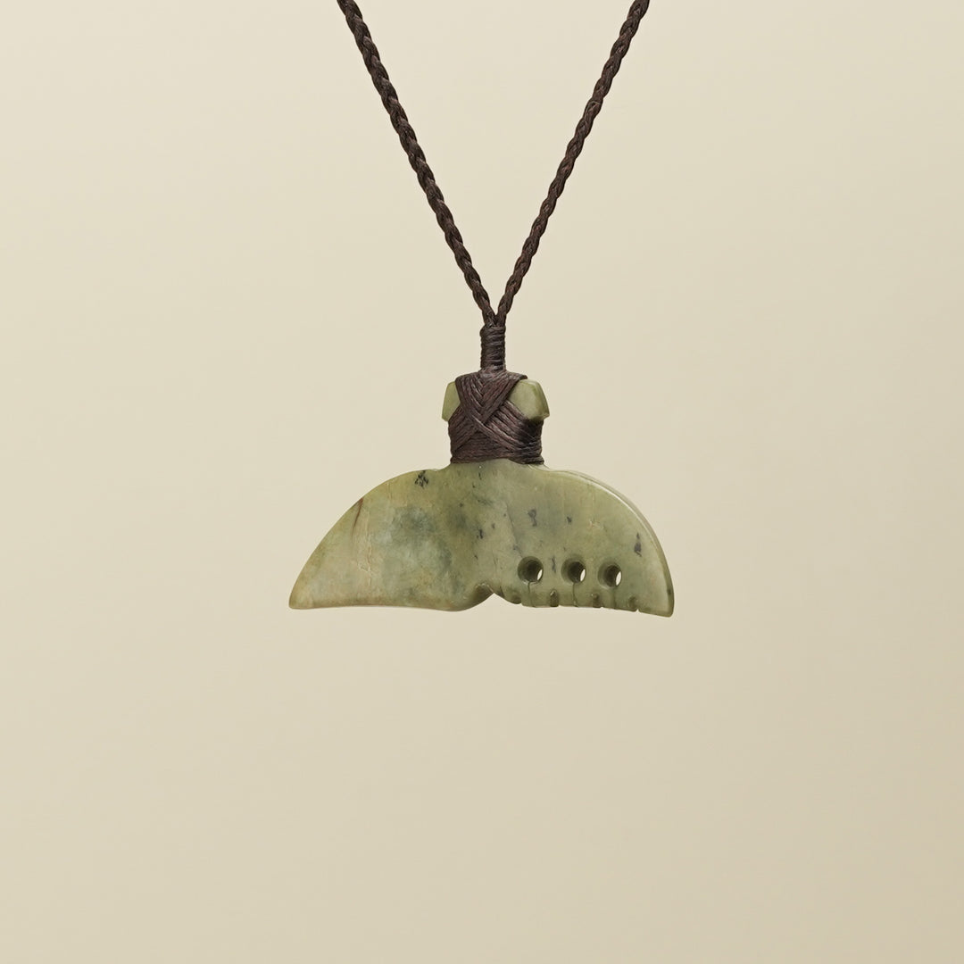 Whale's Tail Raukaraka Pounamu Medium Pendant