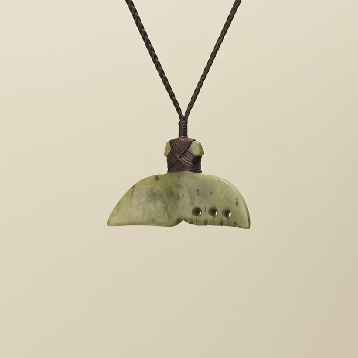 Whale's Tail Raukaraka Pounamu Medium Pendant