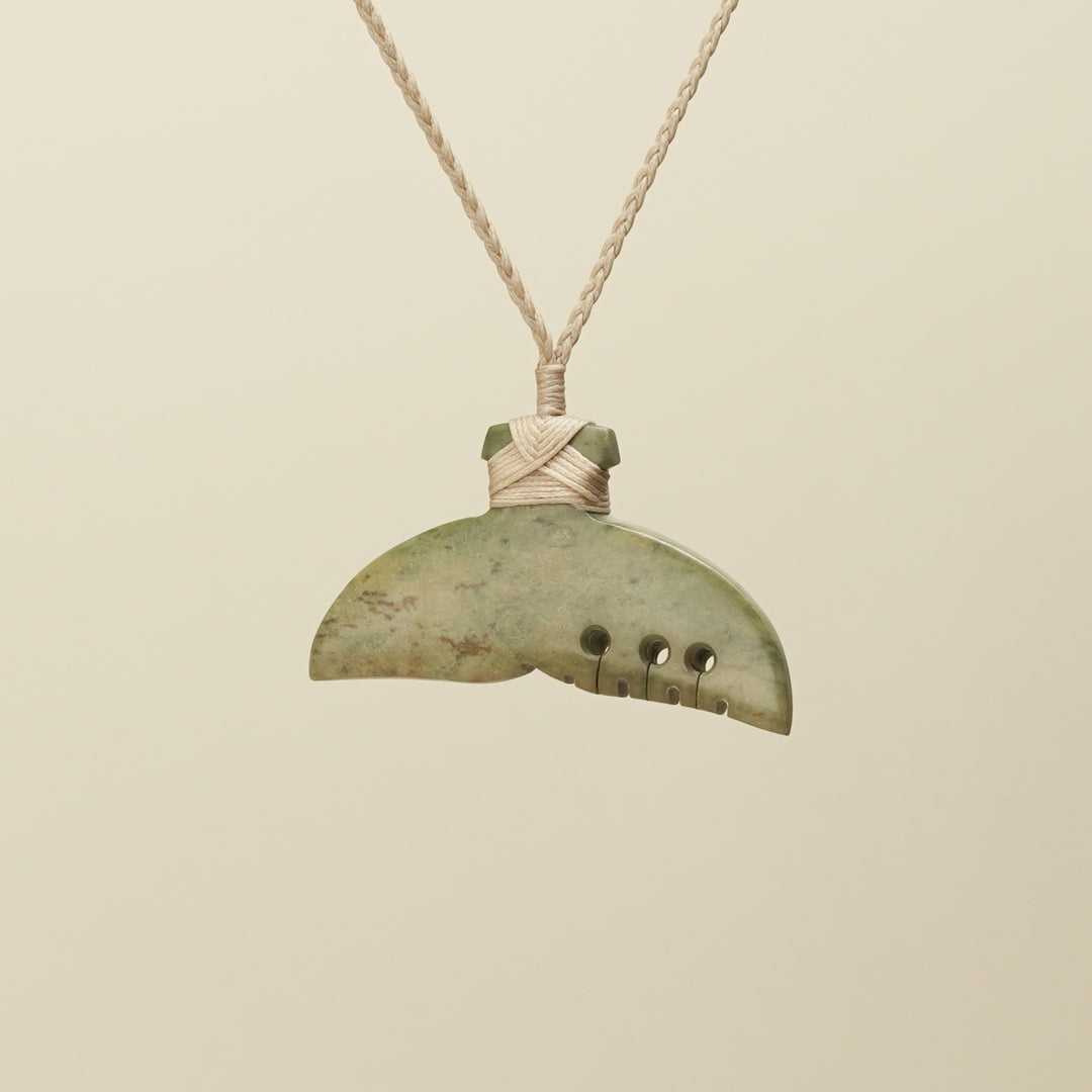 Whale's Tail Raukaraka Pounamu Medium Pendant