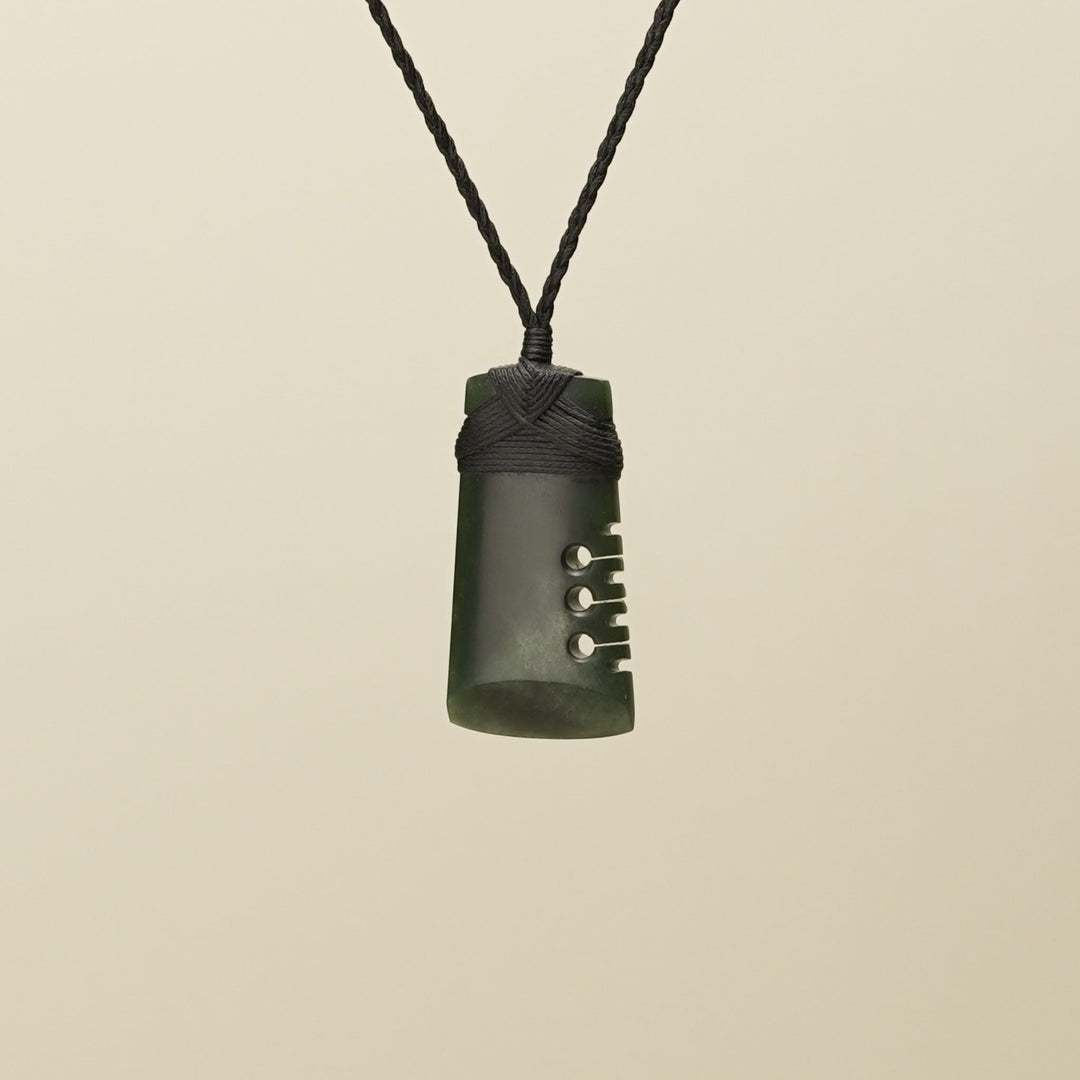 Notched Toki Kawakawa Small Pounamu Pendant