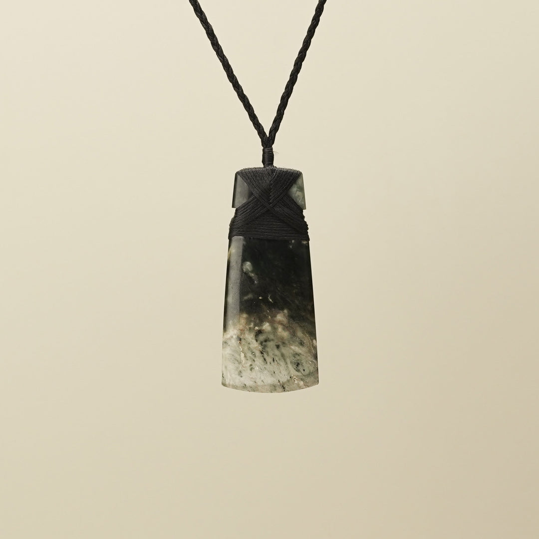 Raukaraka Pounamu Toki Pendant Large