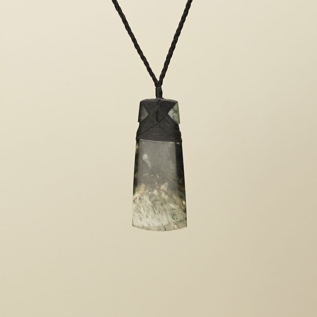 Raukaraka Pounamu Toki Pendant Large