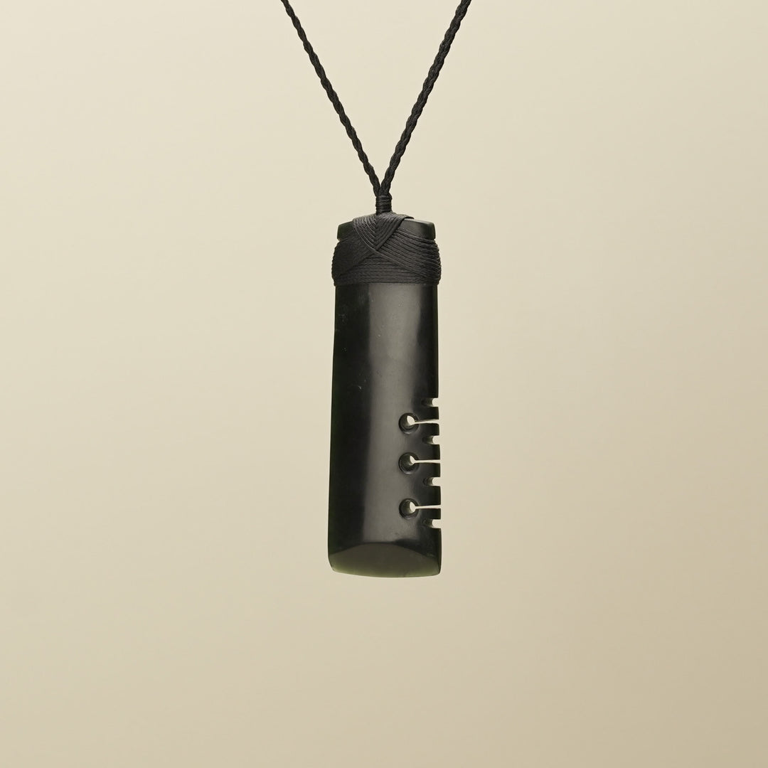 Kawakawa Pounamu Toki Pendant Extra Large