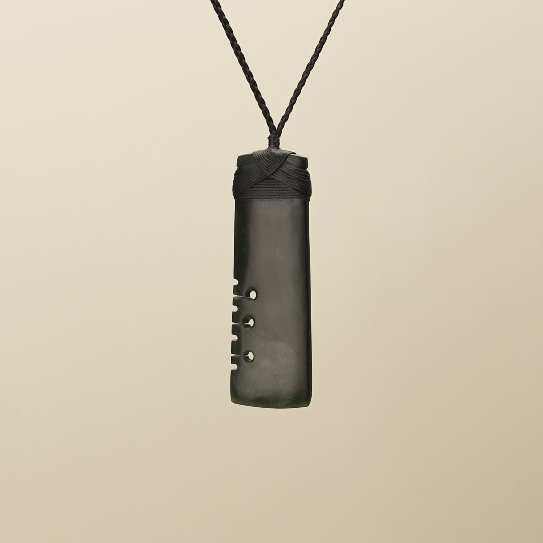 Kawakawa Pounamu Toki Pendant Extra Large