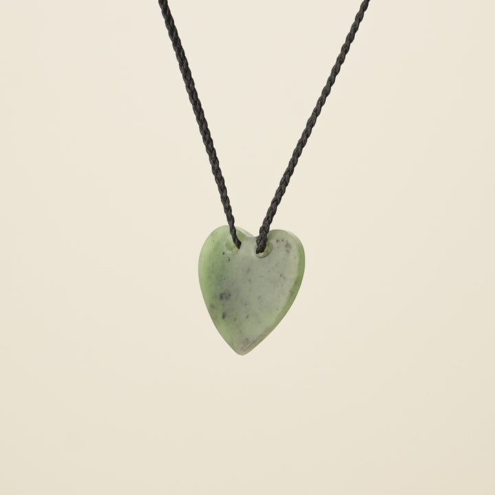 Heart Kōkopu Pounamu – Small