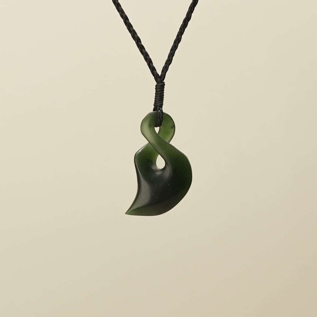 Kawakawa Pikoura Single Pounamu Pendant