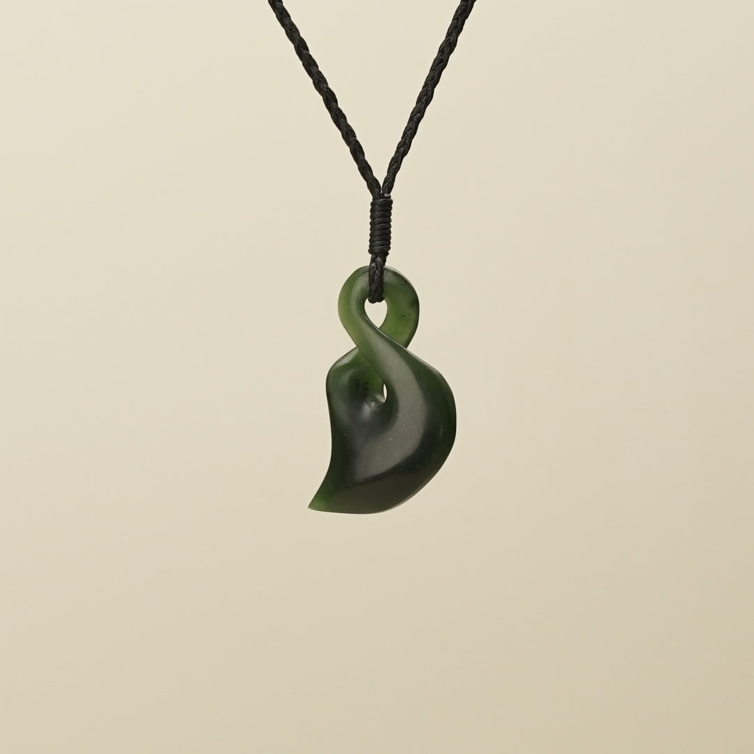Kawakawa Pikoura Single Pounamu Pendant