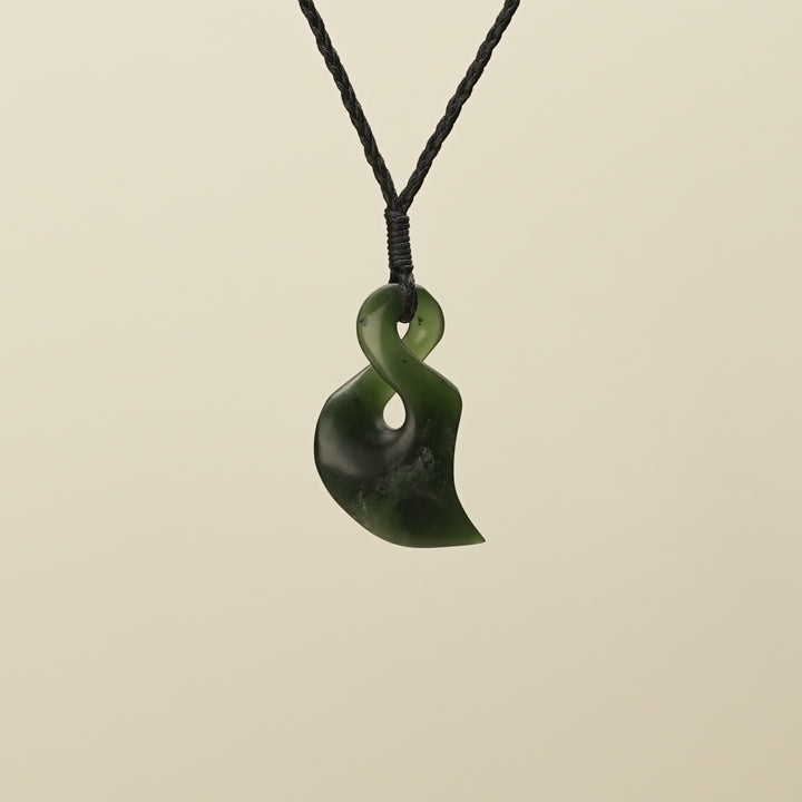 Kawakawa Pikoura Single Pounamu Pendant