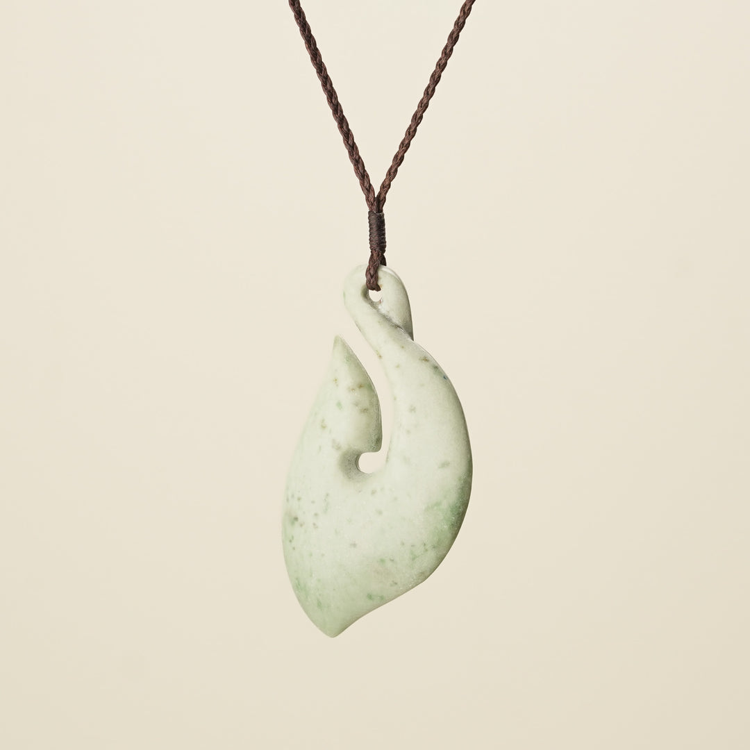 Hei Matau Inanga Greenstone Large