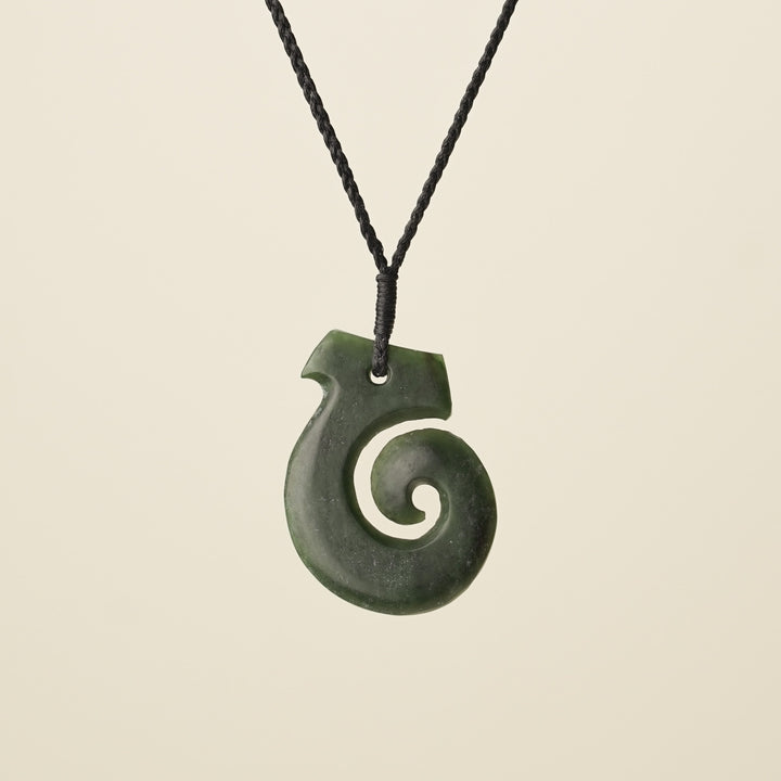 Hei Matau Kawakawa Greenstone Medium