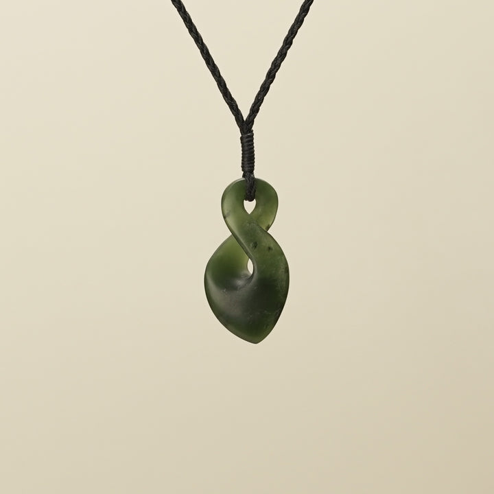 Pikoura Single Flower Putiputi Pounamu Pendant