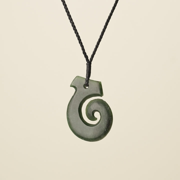 Hei Matau Kawakawa Greenstone Medium