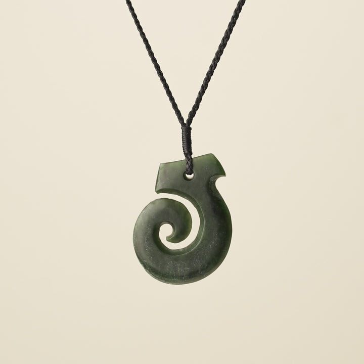 Hei Matau Kawakawa Greenstone Medium
