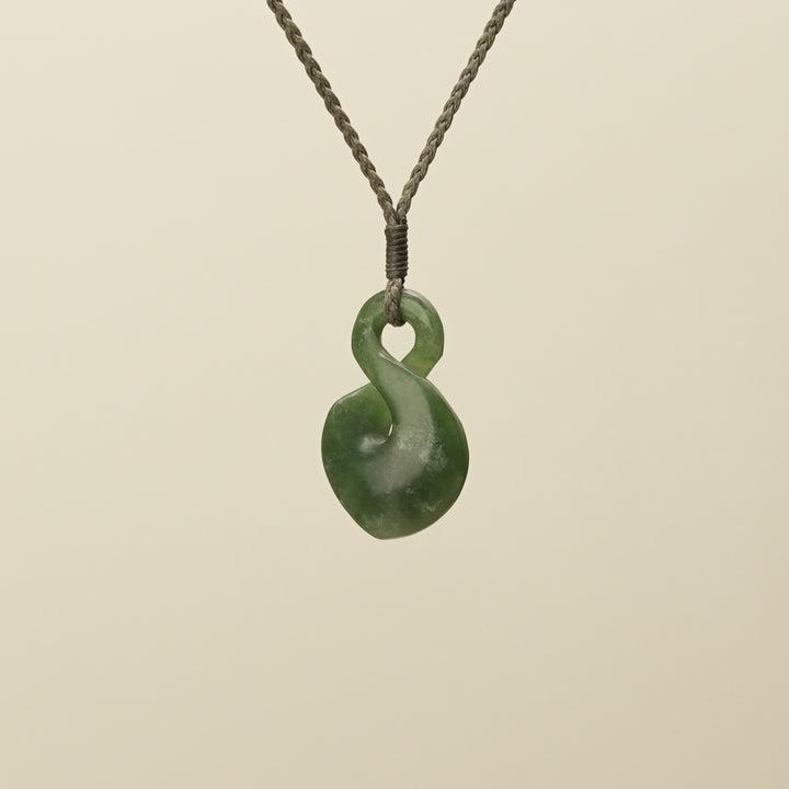 Angled Pikoura Single Flower Small Pendant