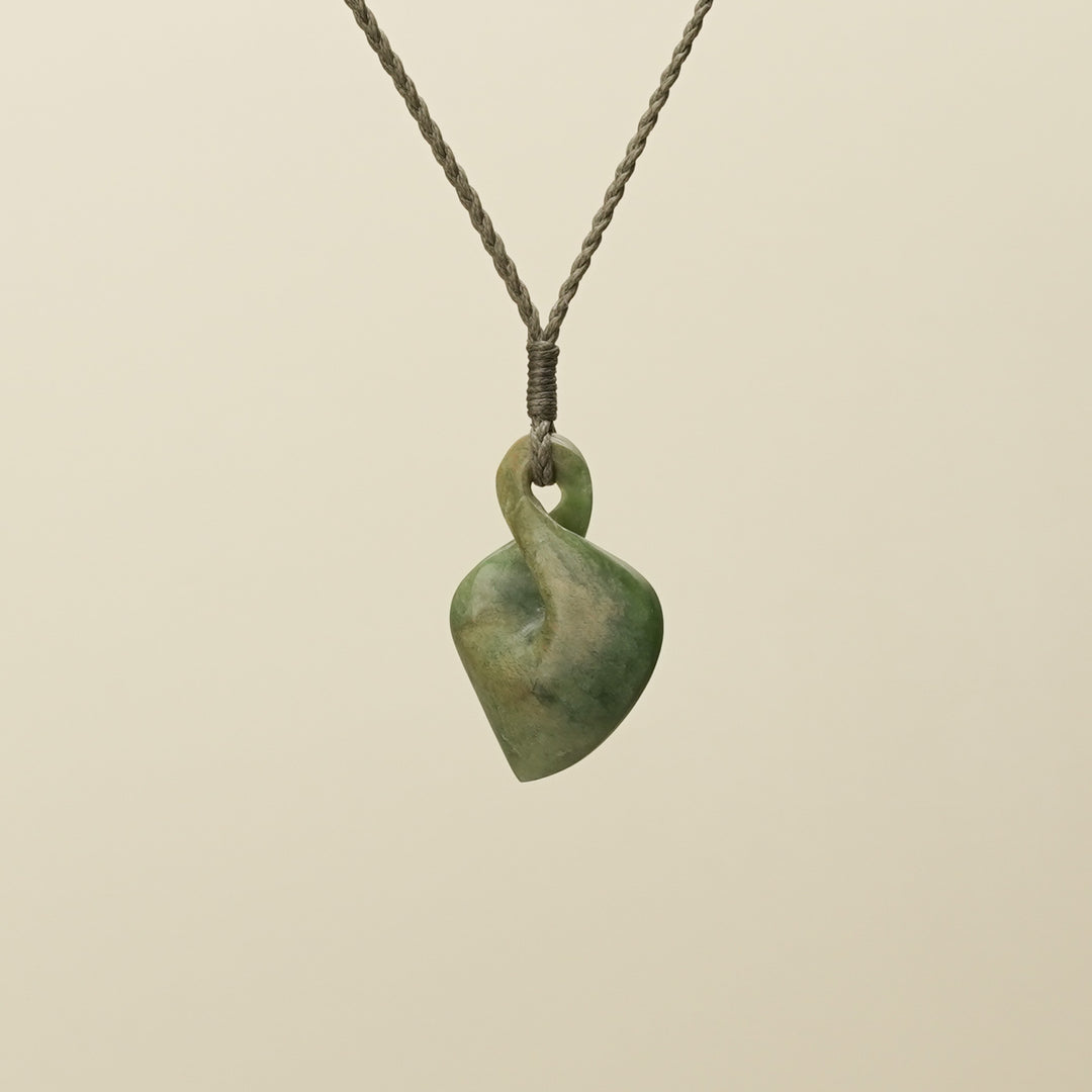 Angled Pikoura Single Flower Putiputi Pounamu Pendant