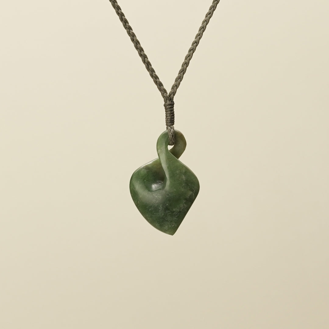 Angled Pikoura Single Flower Putiputi Pounamu Pendant