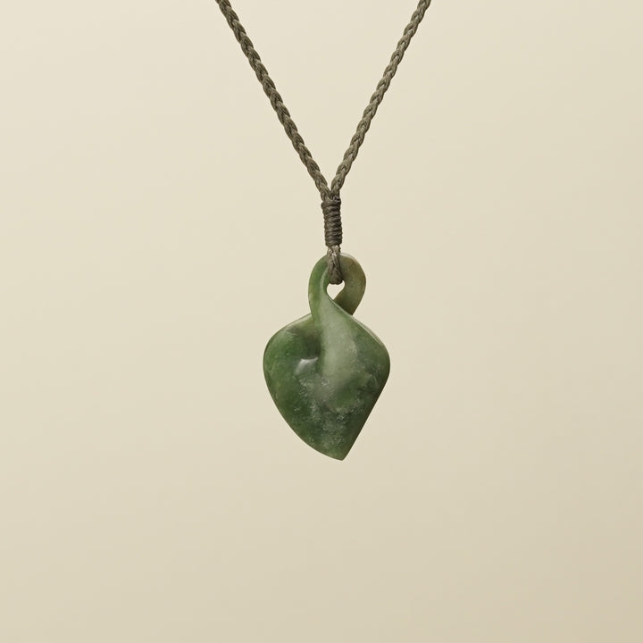 Angled Pikoura Single Flower Putiputi Pounamu Pendant