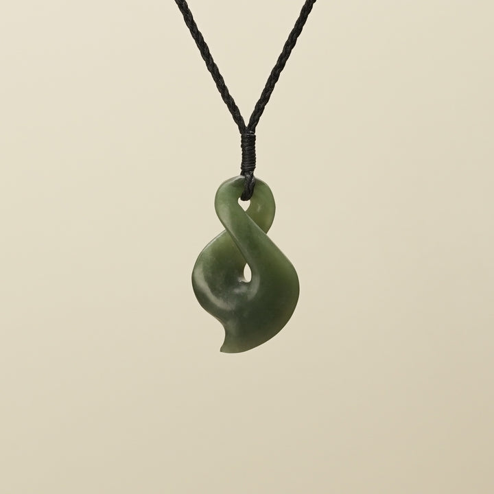 Dark Inanga Pikoura Single Medium Pendant