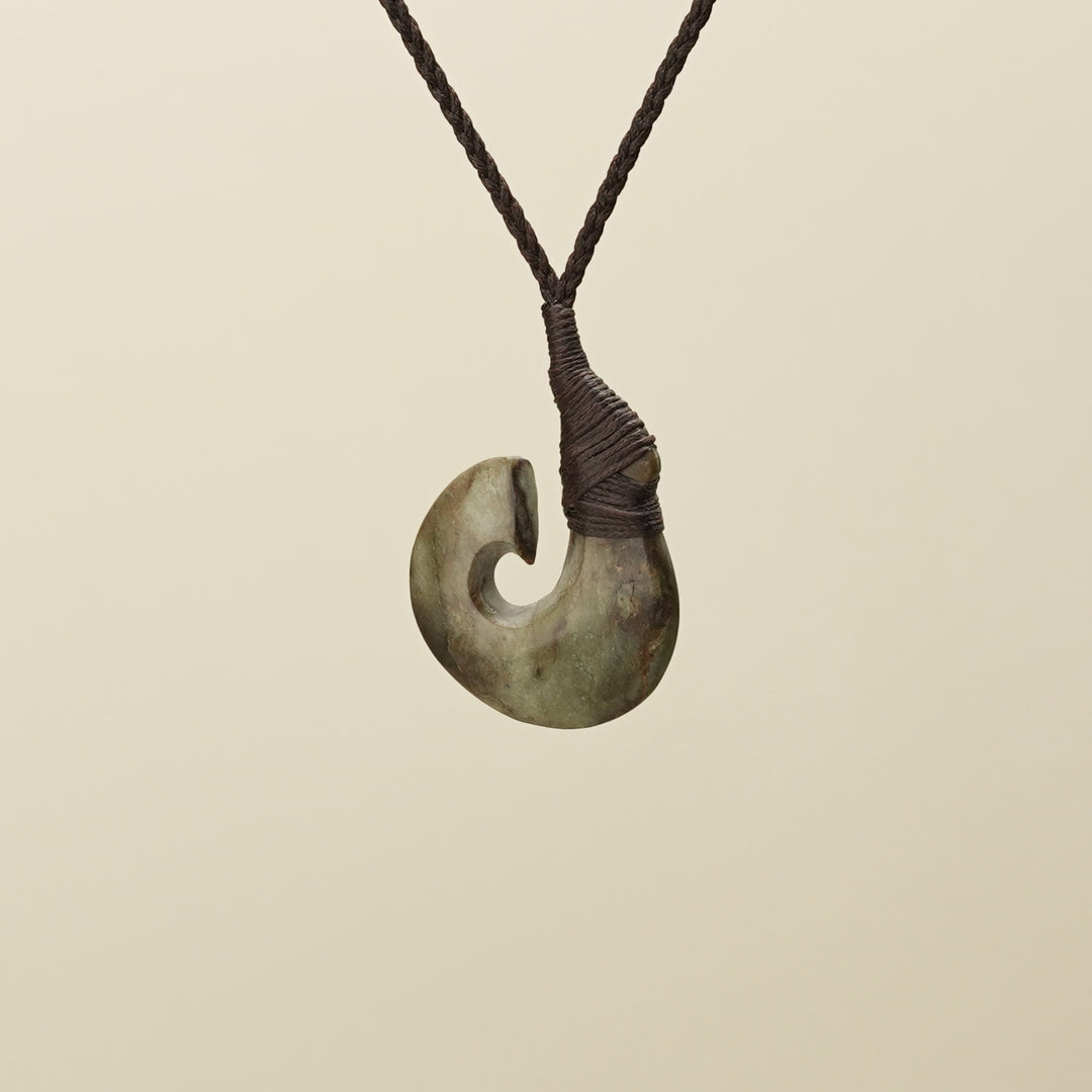 Raukaraka Hei Matau Pounamu Pendant Small