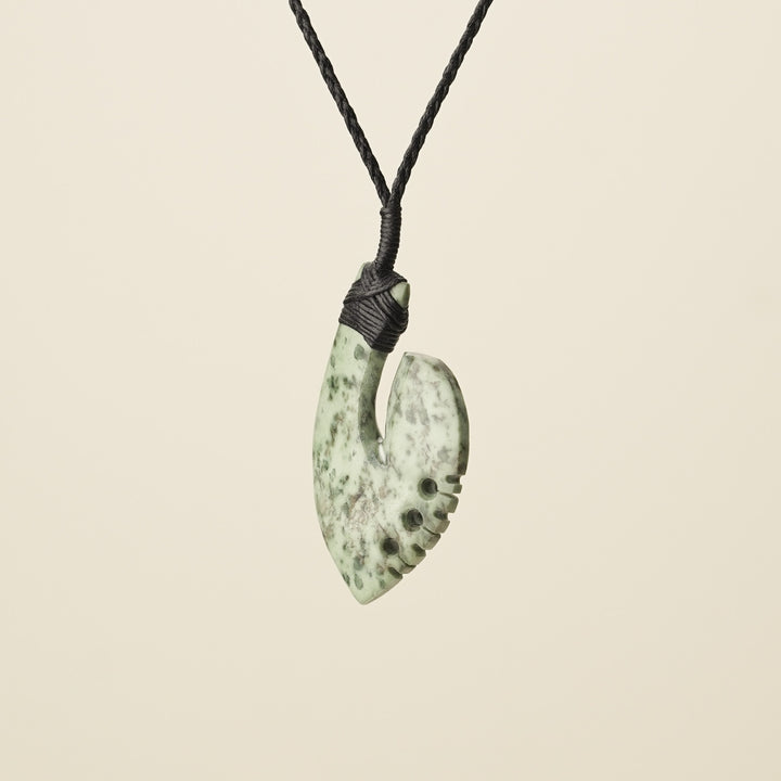 Hei Matau Kōkopu Greenstone Medium Pendant, Black Binding