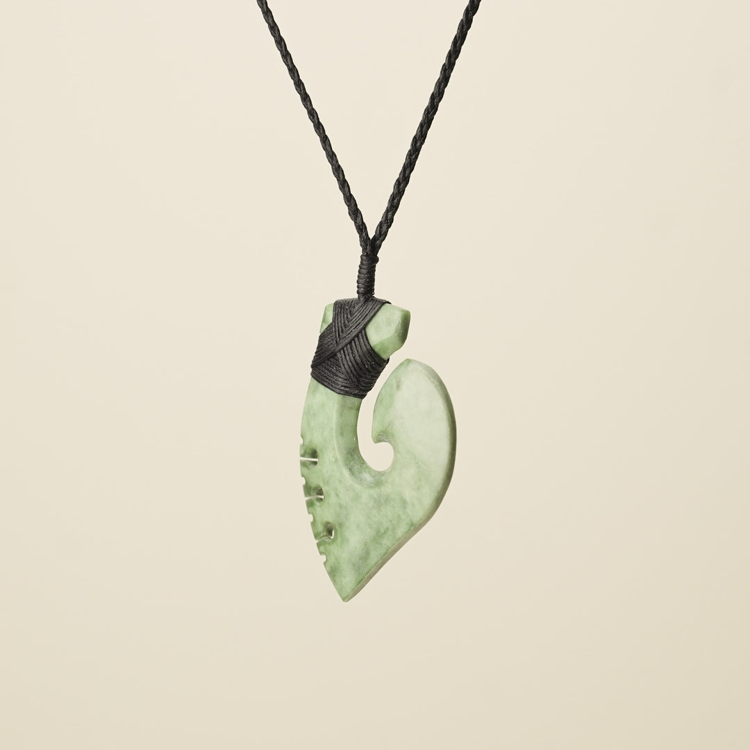 Hei Matau Inanga Greenstone Medium – Large Pendant