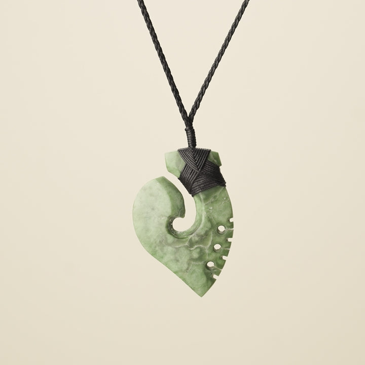 Hei Matau Inanga Greenstone Medium – Large Pendant