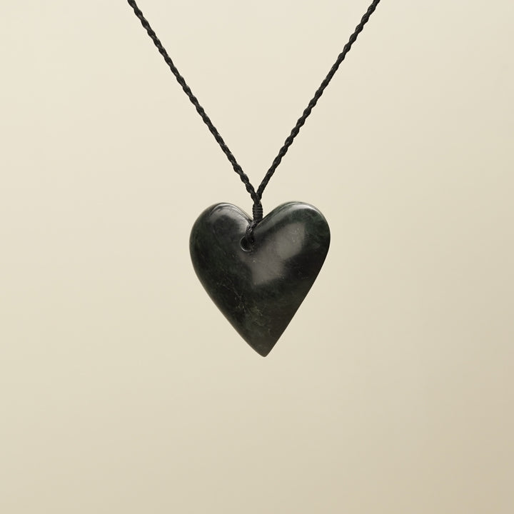 Kawakawa Pounamu Manawa XL Pendant