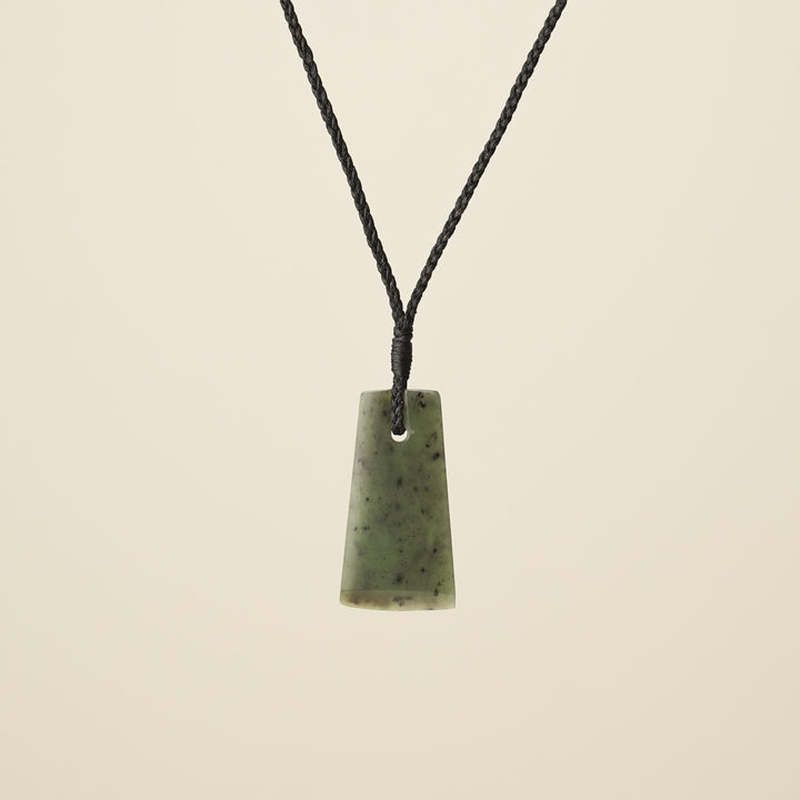 Toki Kawakawa Matte Pounamu Small, Black Binding