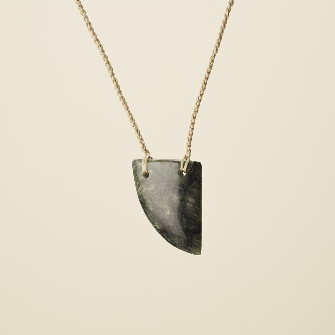 Niho Tooth Pounamu Medium Pendant, Tan Binding