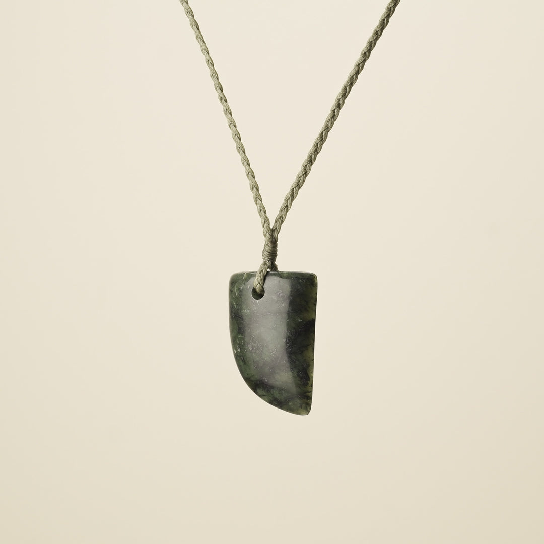 Niho Tooth Pounamu Medium Kawakawa Pendant