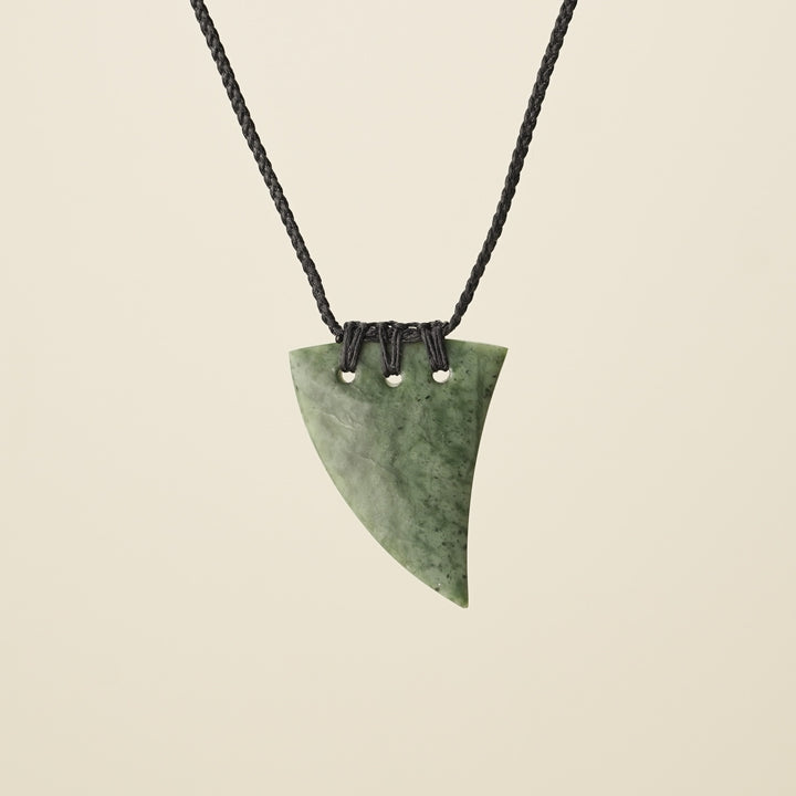 Niho – Tooth Inanga Pounamu Medium Pendant I