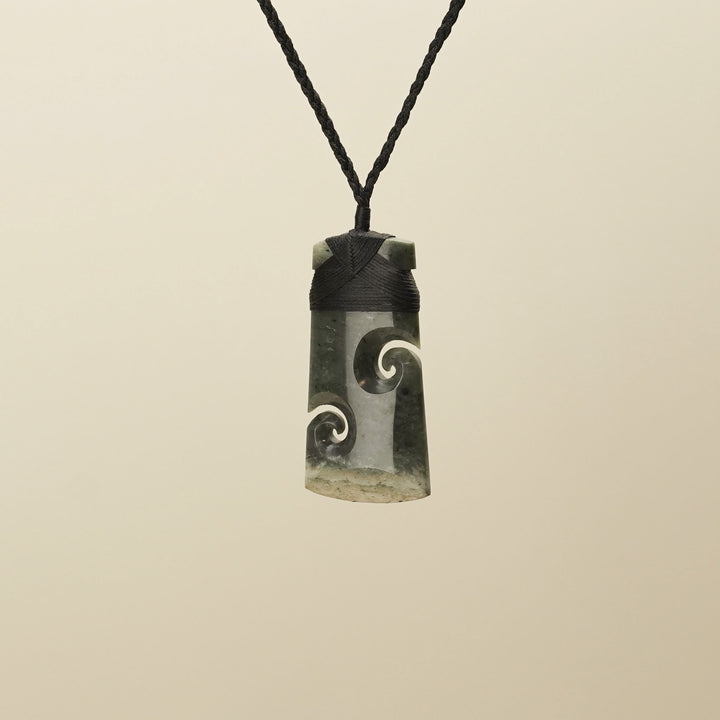Toki with Koru Raukaraka Pounamu Large, Black Binding