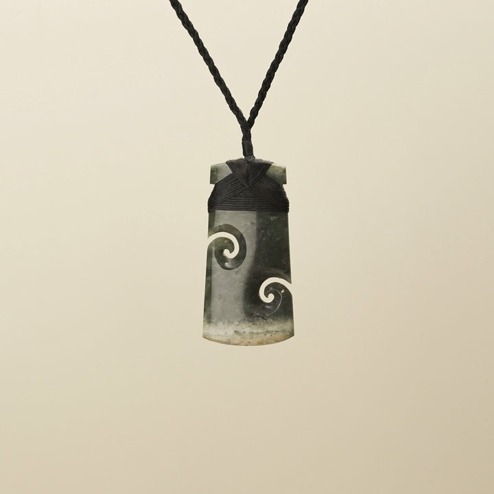 Toki with Koru Raukaraka Pounamu Large, Black Binding