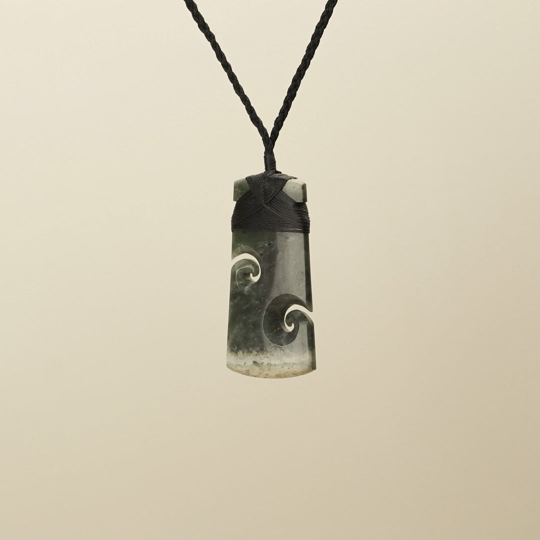 Toki with Koru Raukaraka Pounamu Large, Black Binding