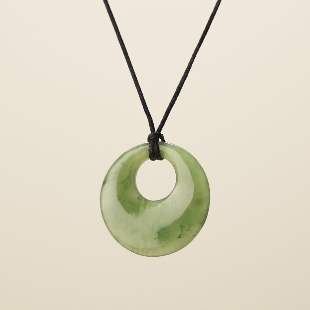 Porowhita Circle of life, Offset Pendant
