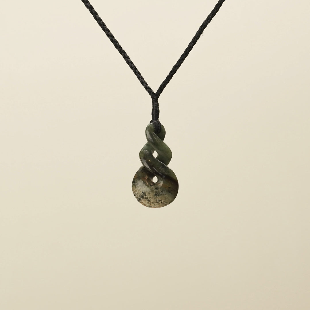 Raukaraka Pounamu Pikorua Pendant Small-Medium