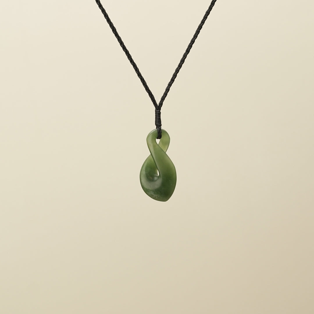 Pikoura Single Flower Putiputi Pounamu Pendant