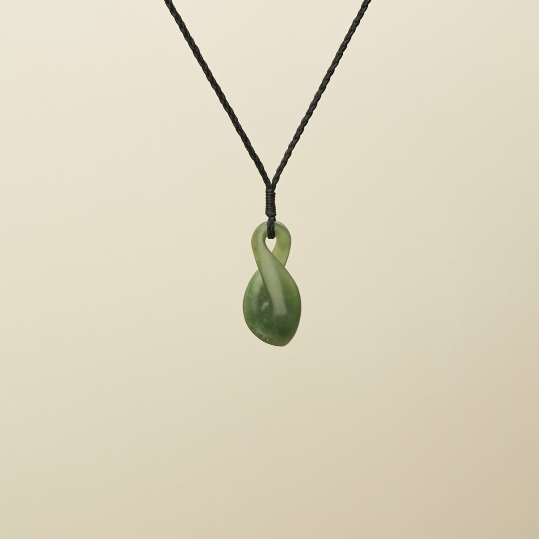 Pikoura Single Flower Putiputi Pounamu Pendant