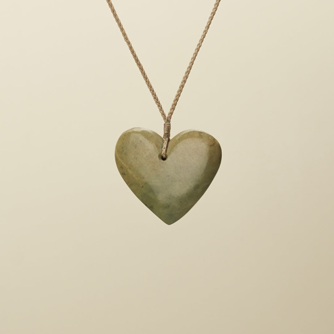 Manawa Raukaraka Large Pounamu Pendant