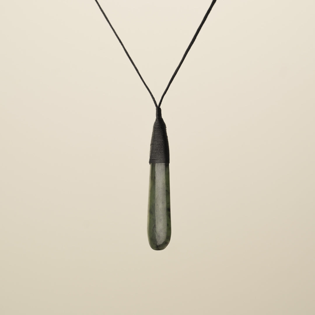 Roimata Pounamu Medium Bound