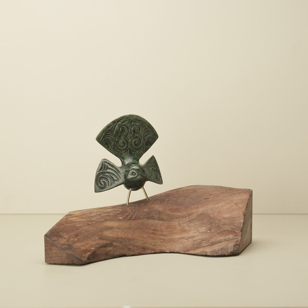 Pīwaiwaka (Fantail) Pounamu Whakairo Sculpture