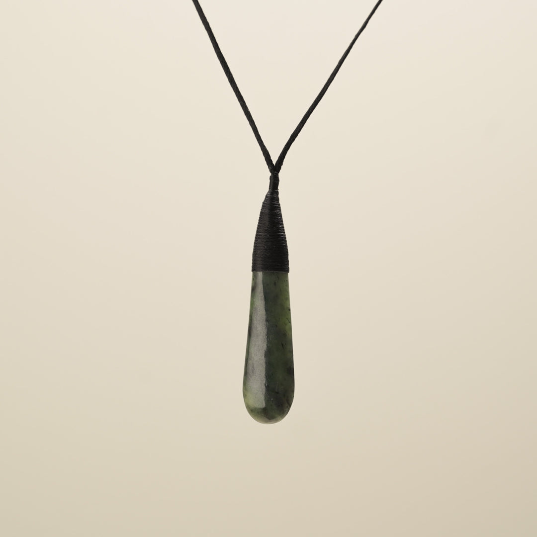 Roimata Pounamu Medium Bound