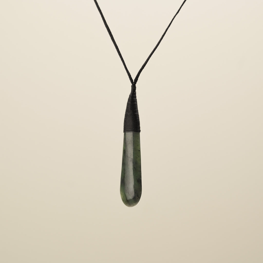 Roimata Pounamu Medium Bound
