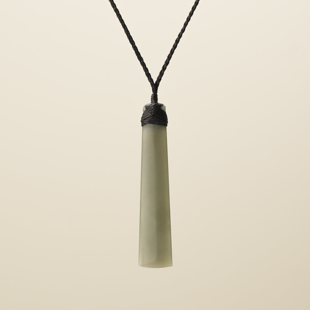 Medium Large Greenstone Toki