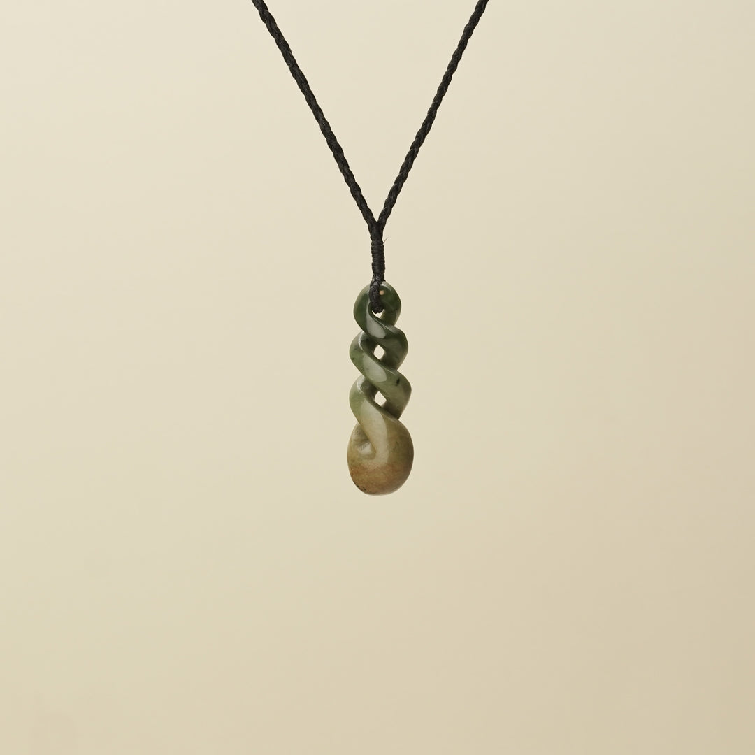 Pikorua Pounamu Triple Medium Pendant